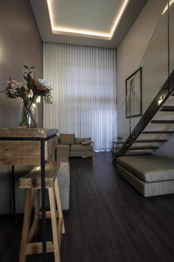 شقة Luxurious Loft With Amazing View Of Table Mountain كيب تاون المظهر الخارجي الصورة