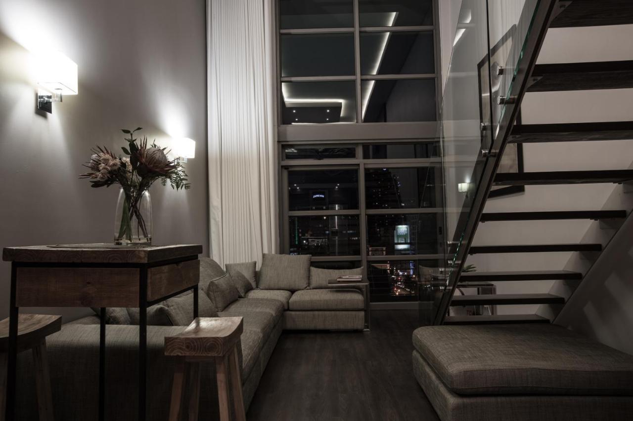 شقة Luxurious Loft With Amazing View Of Table Mountain كيب تاون المظهر الخارجي الصورة